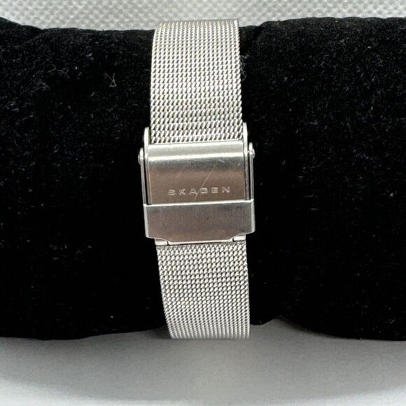 Skagen Freja 358SGSCD Women's Silver Stainless Steel Analog Dial Watch JNA557 - Picture 4 of 11